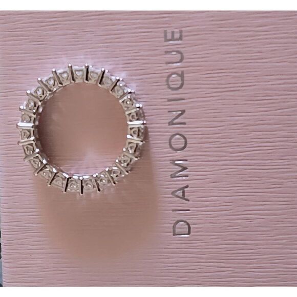 Stunning 4.5 Ct. DIAMONIQUE Princess Cut Eternity Band Ring Sz 8 - Picture 5 of 6